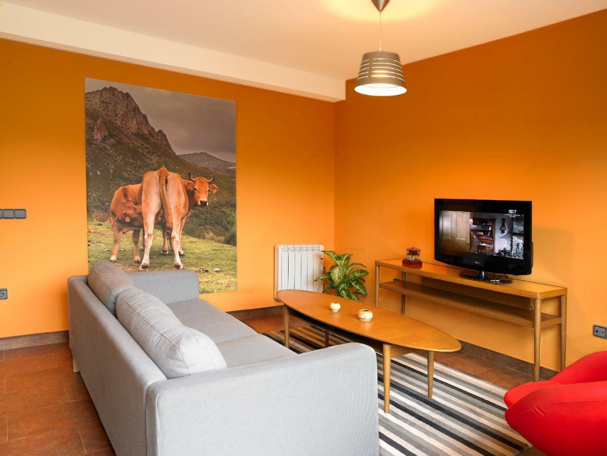 Casa Mamina Apartment Pola de Siero ภายนอก รูปภาพ
